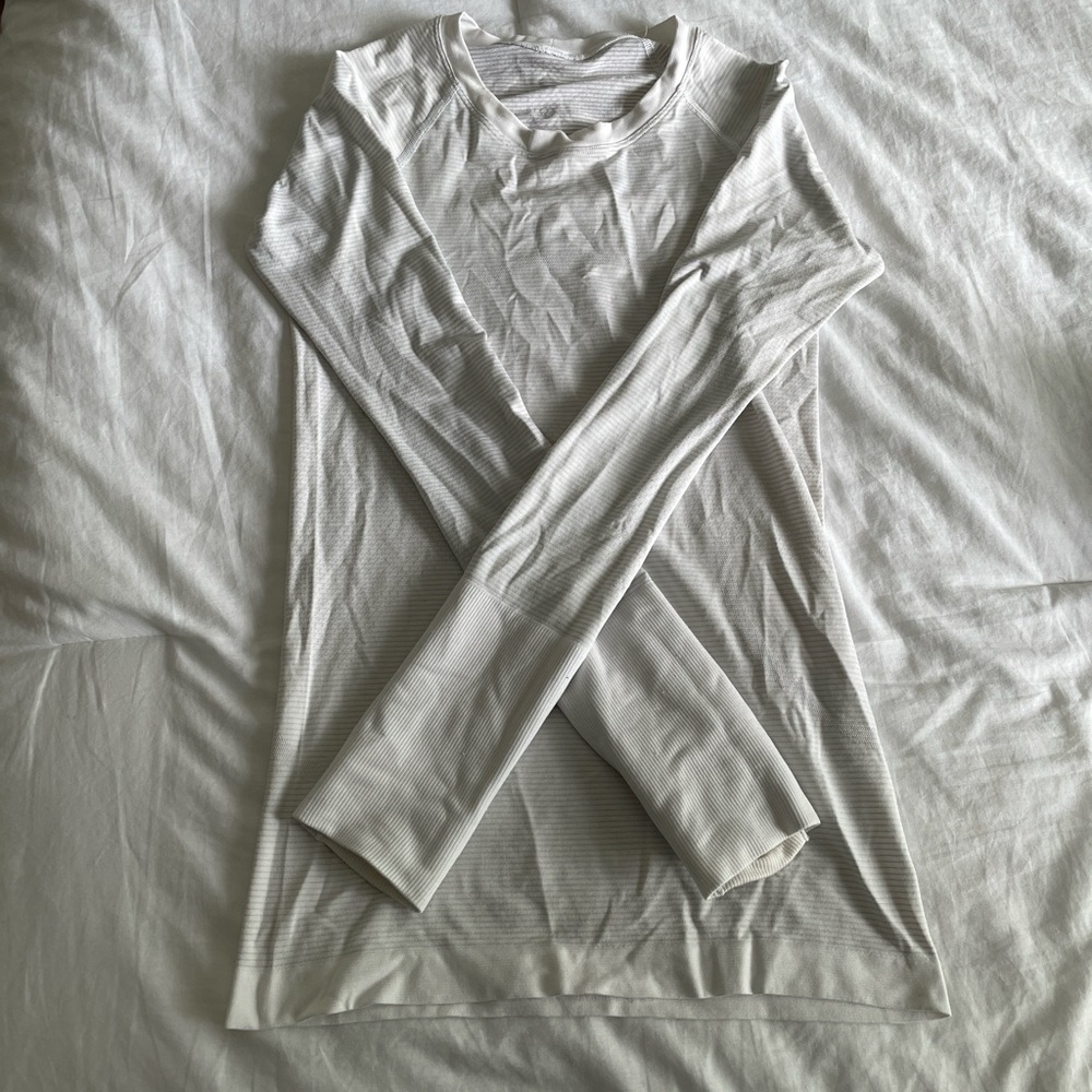 lululemon long sleeve swiftly tech regular length top